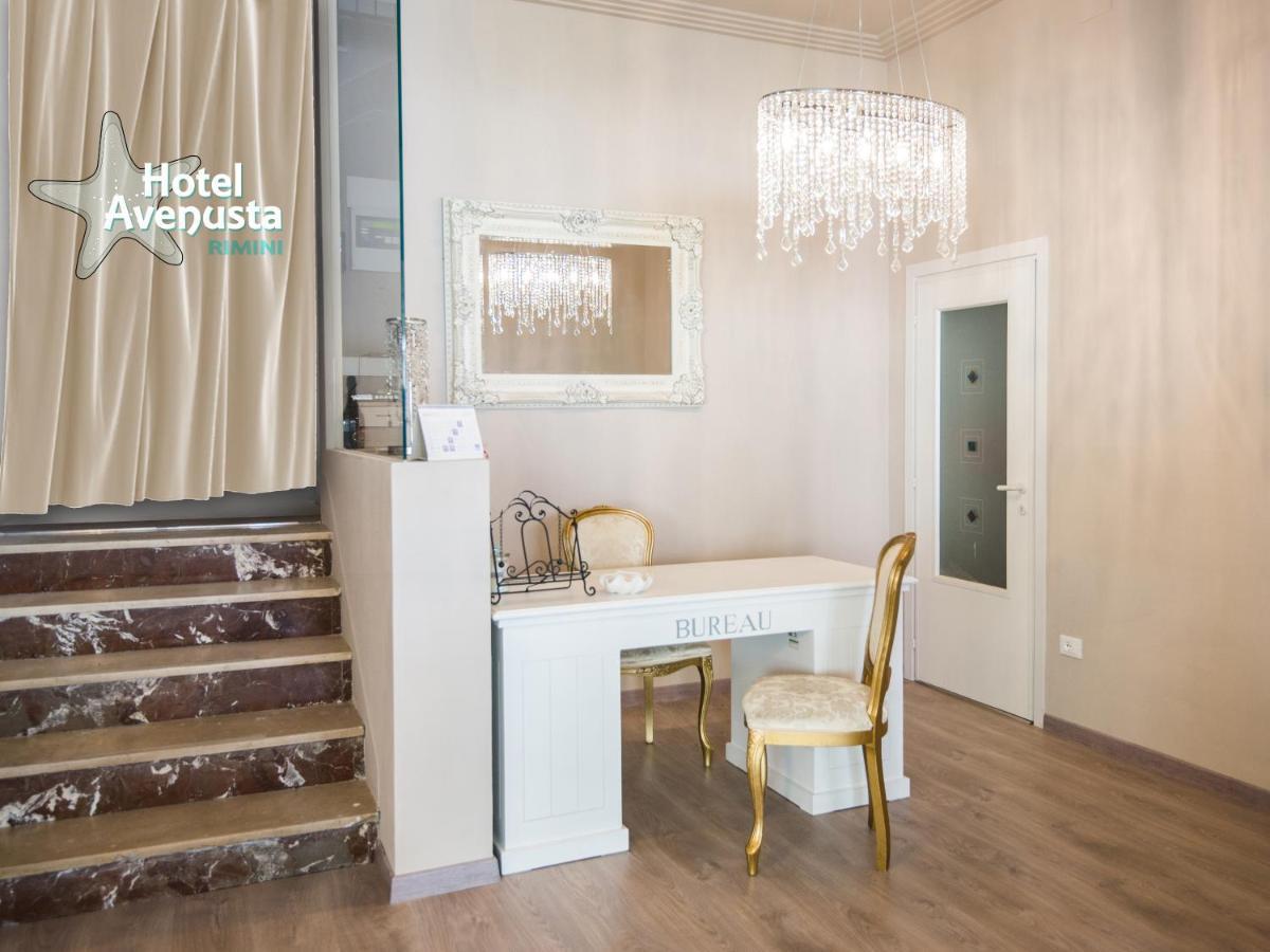 Hotel Avenusta Viserba Di Rimini Bagian luar foto